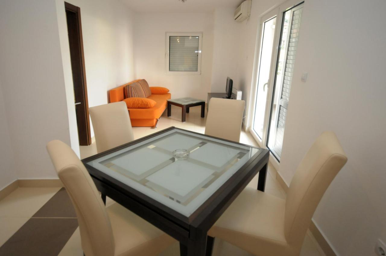 Apartments Anita Будва Екстер'єр фото