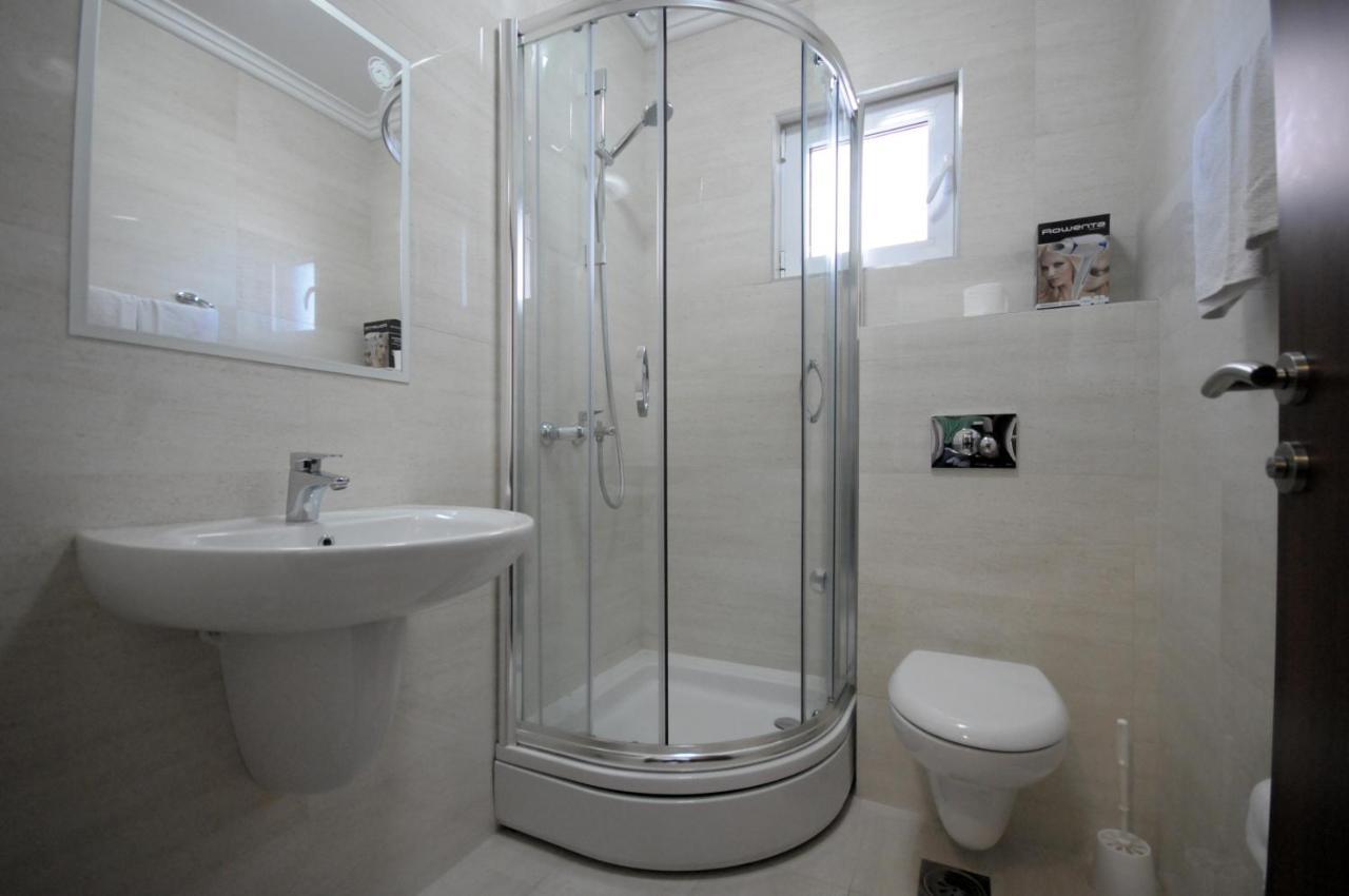 Apartments Anita Будва Екстер'єр фото