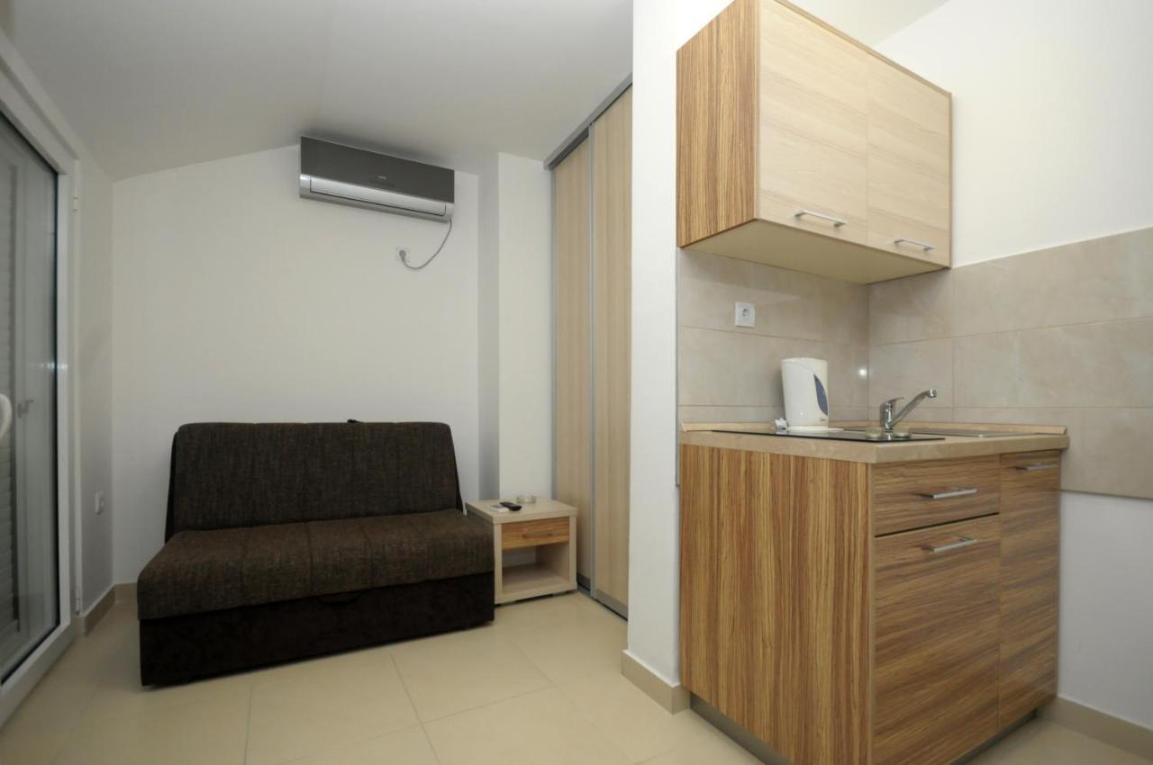 Apartments Anita Будва Екстер'єр фото